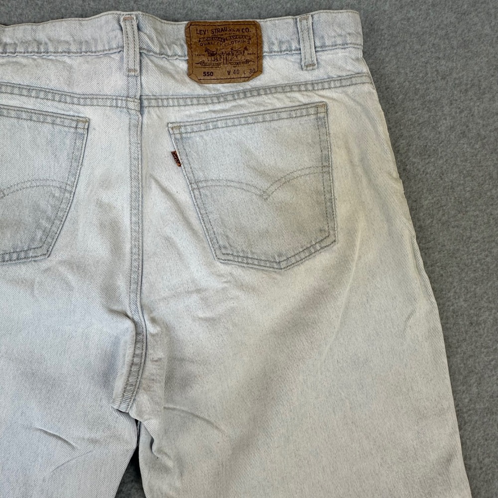 Vintage Levis 550 Orange‎ Tab Light Wash Relaxed Tapered Jeans 37x29 Made in USA